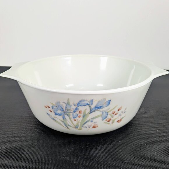 Vintage Pyrex Blue Iris Round Milk Glass Casserole Dish England *No Lid* - Picture 1 of 9